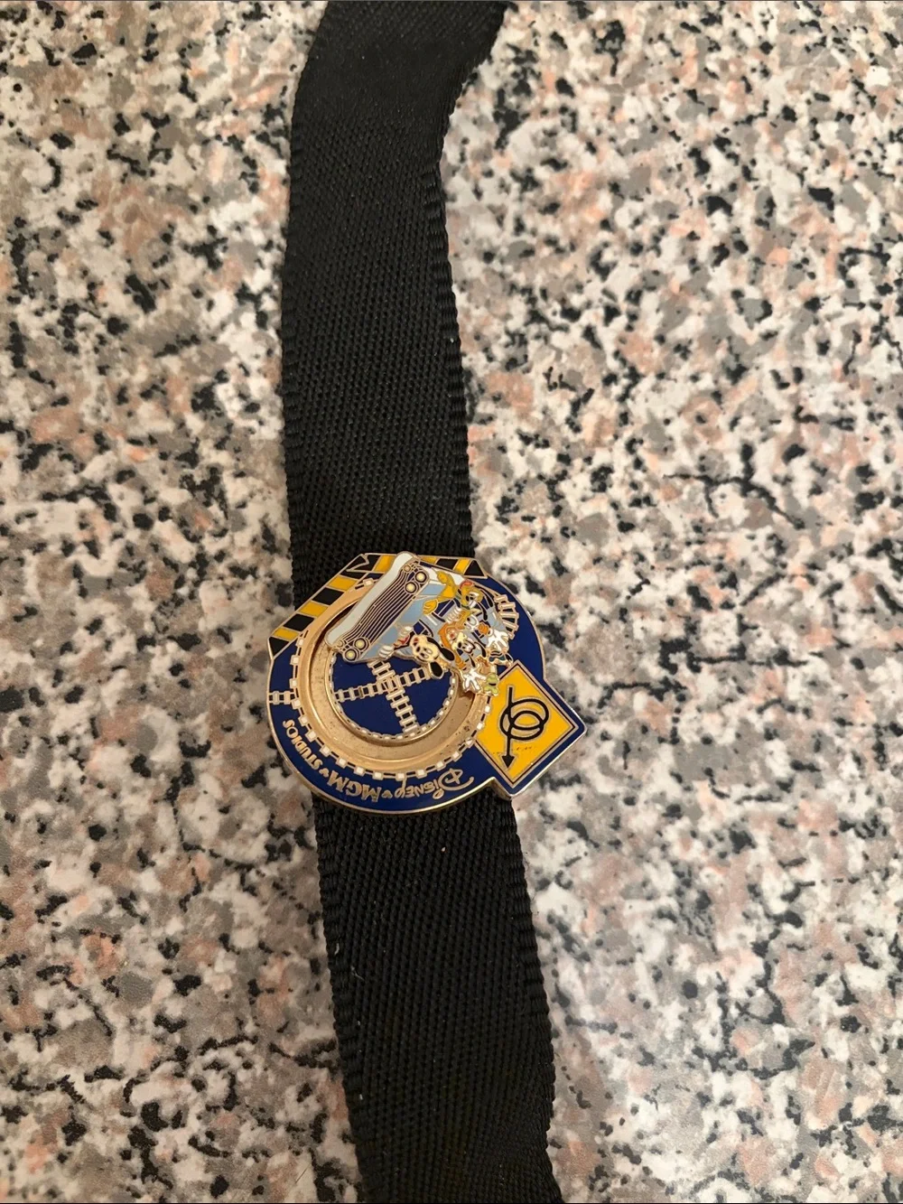 2002 WDW Disney Black Lanyard with Collectable Character Pins